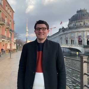 Meet your Posher, Christian